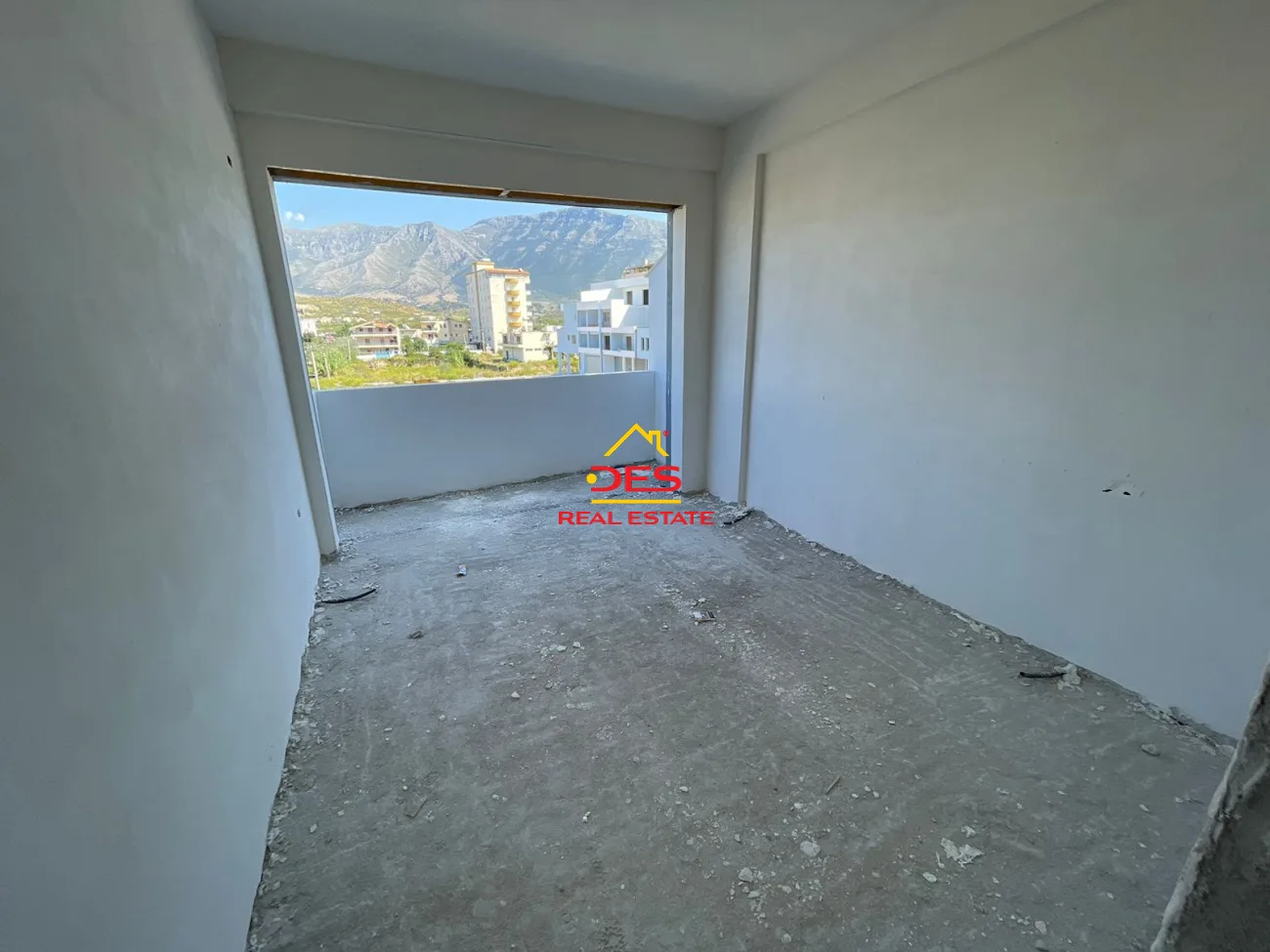 Shitet apartament 1+1 në orikum,vlor