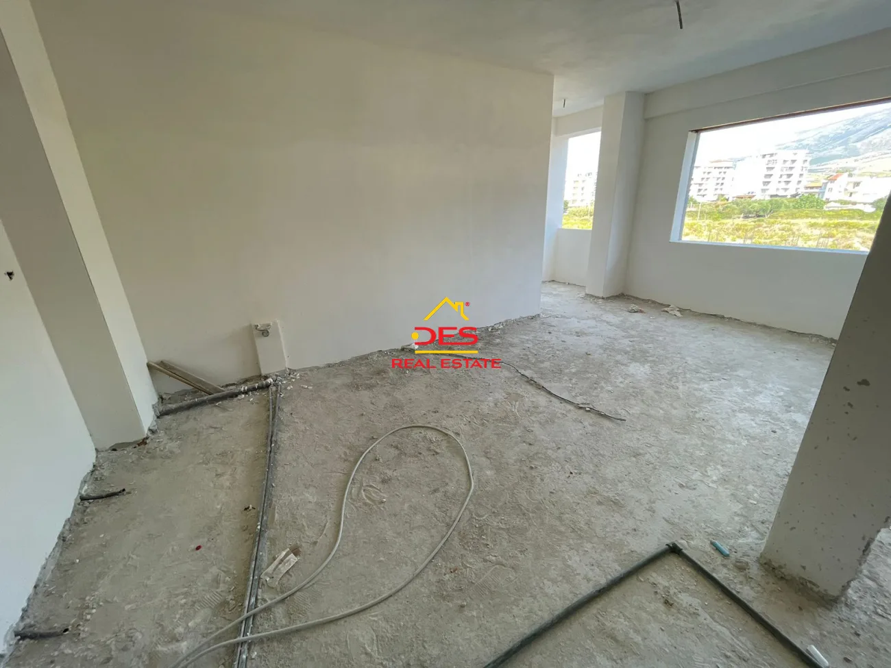 Shitet apartament 1+1 në orikum,vlor