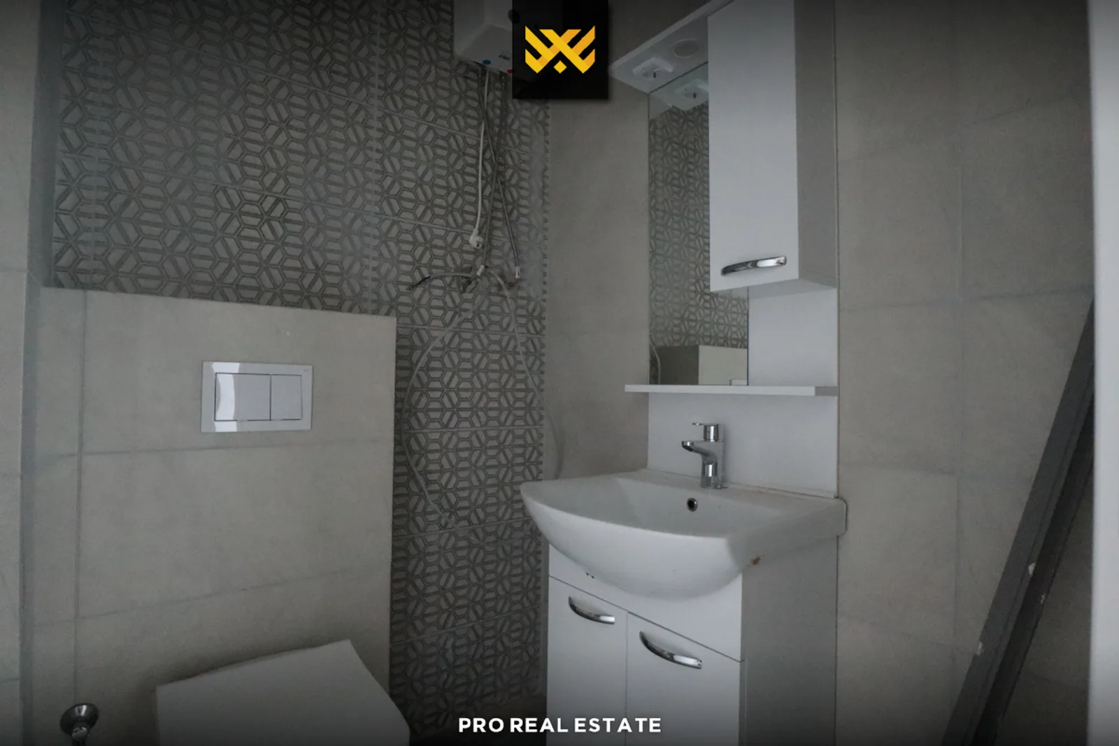 Lokal / Zyrë 55m² me #QIRA te Prishtina e Re