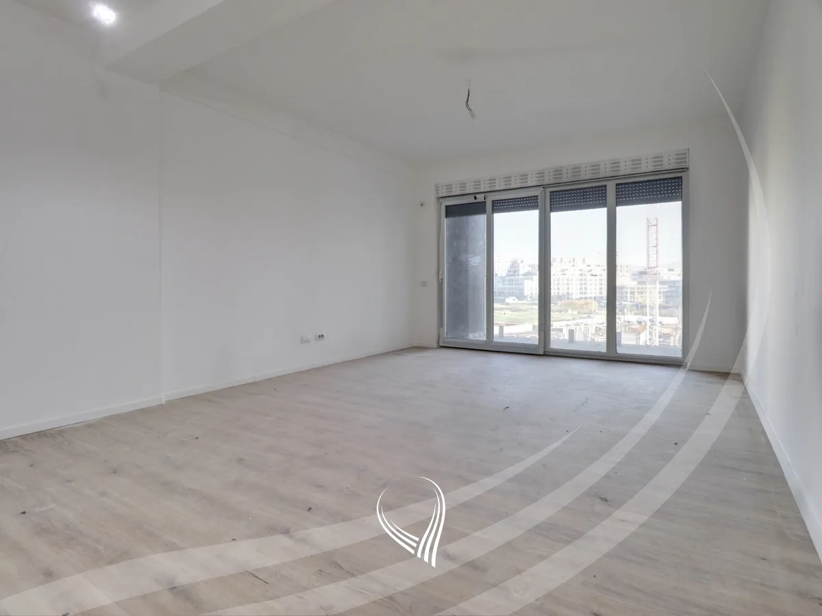 Banesë me 3 dhoma gjumi në shitje në lagjen Prishtina e Re – Grand Tower