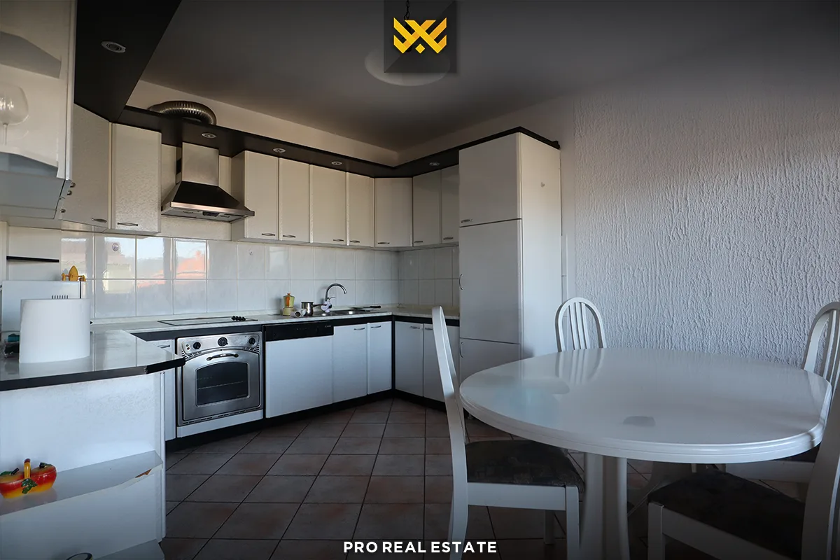 Shtëpi - Zyrë 900m² me #QIRA në Dragodan.