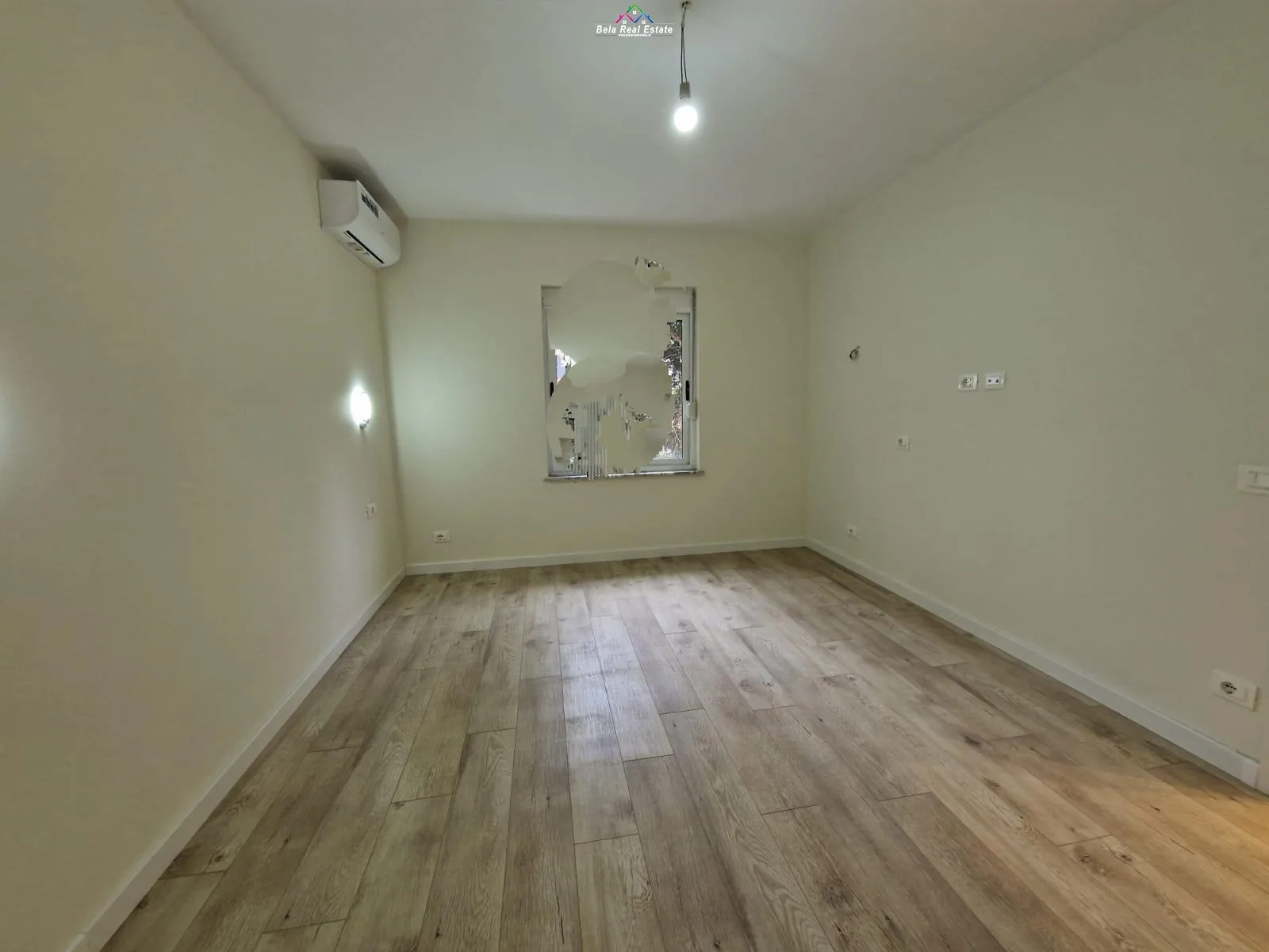 Zyre Me Qera 3+1 Ne Qender ( ID BZ2941) Tirane