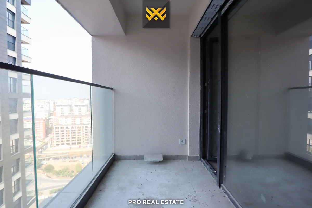 Banesë / Zyrë 100m² me #QIRA në Lakrishtë