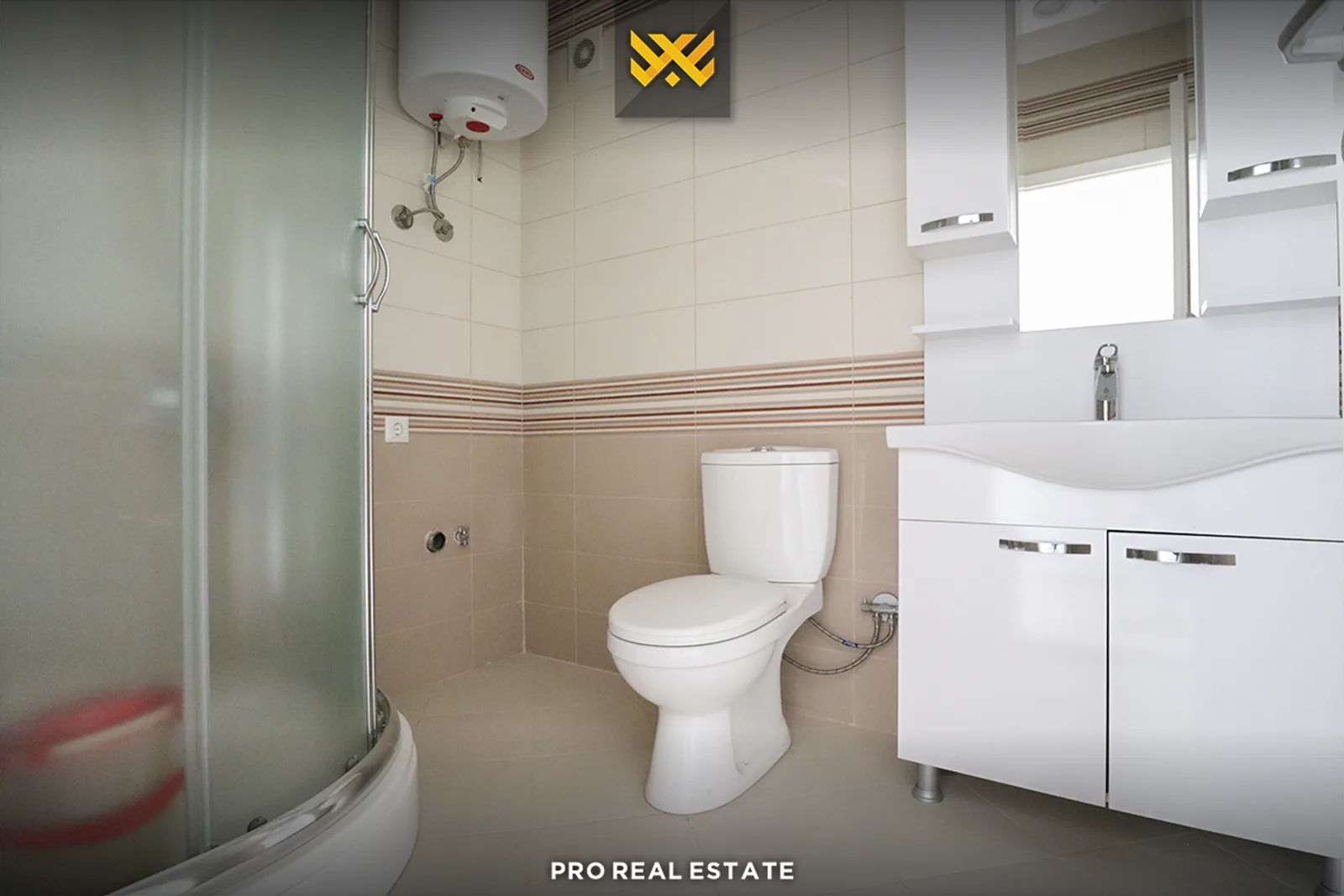 Banesë 85m² me #QIRA në Lagjen e Spitalit.