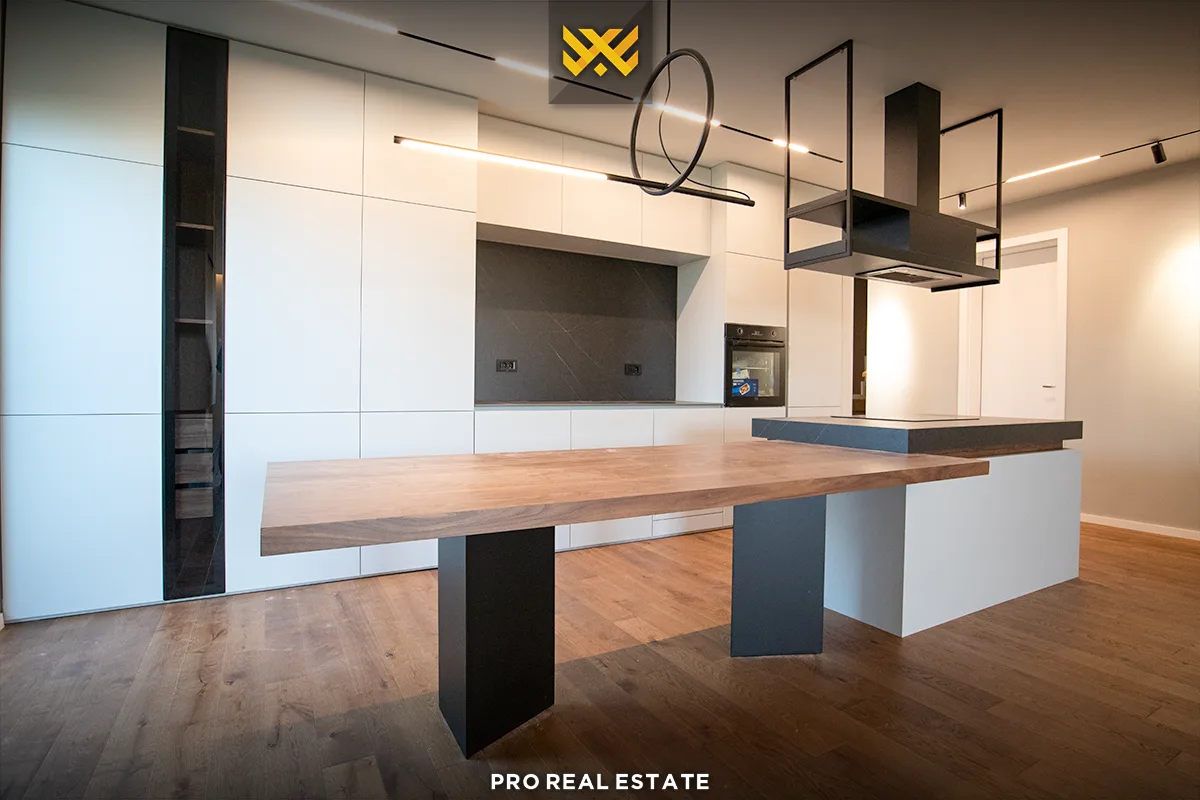 Shtëpi 218m² me #QIRA në Lagjen Qershia.