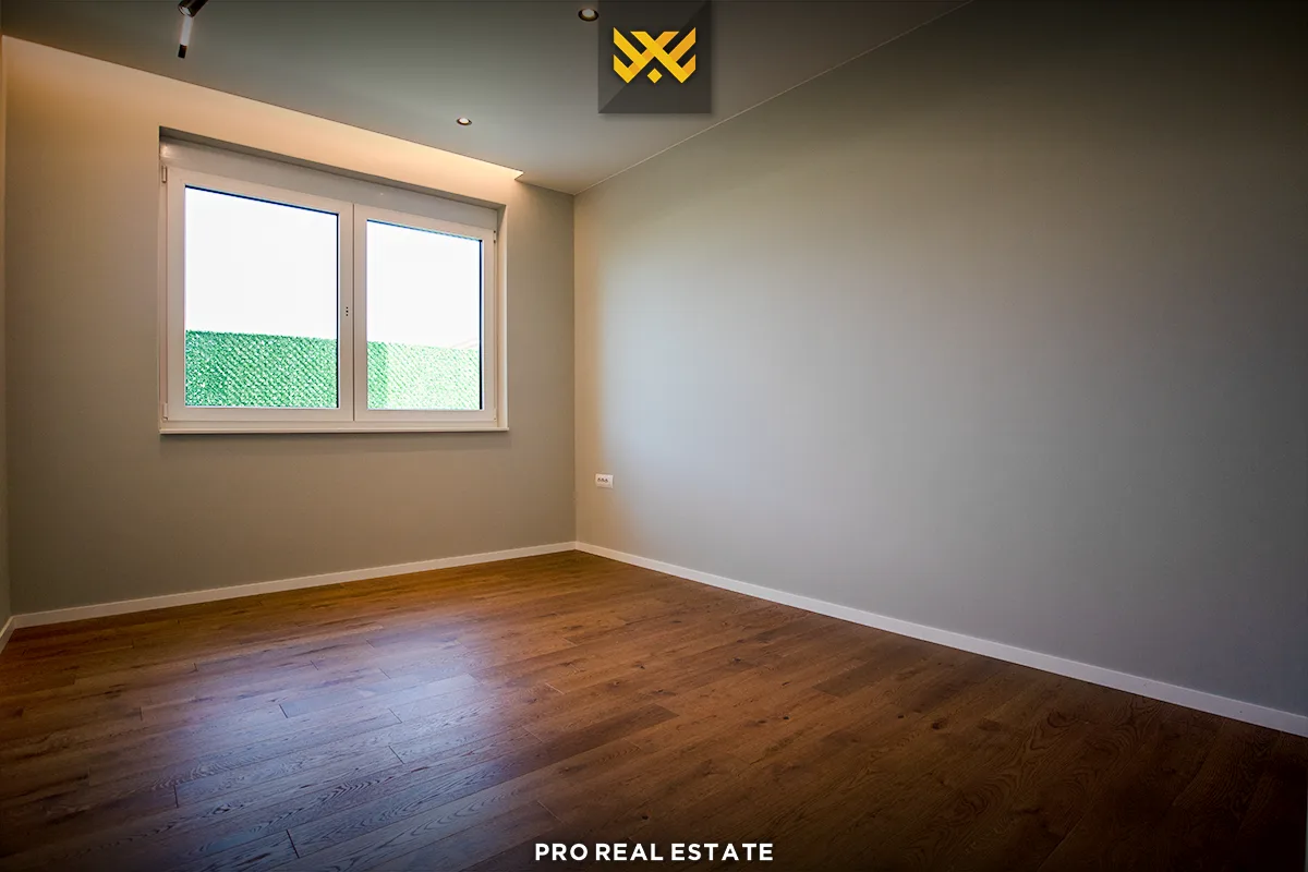 Shtëpi 218m² me #QIRA në Lagjen Qershia.