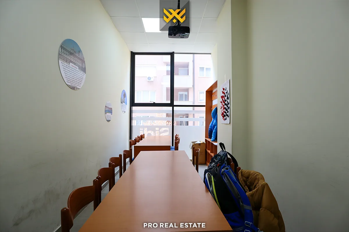 Lokal 210m² për #SHITJE në Fushë Kosovë