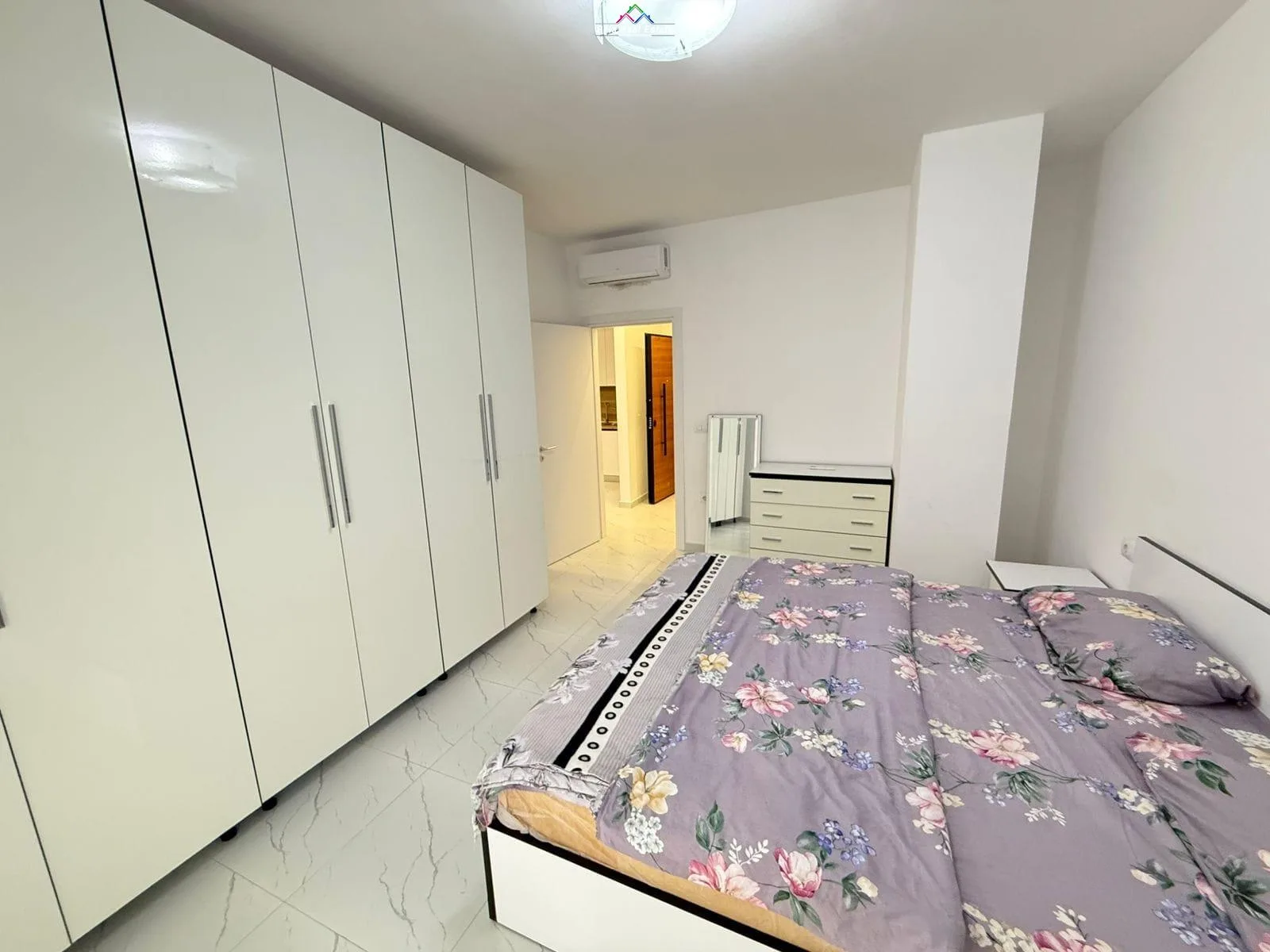 Apartament me qera 1+1 tek Zogu i Zi (ID B2101417) Tirane