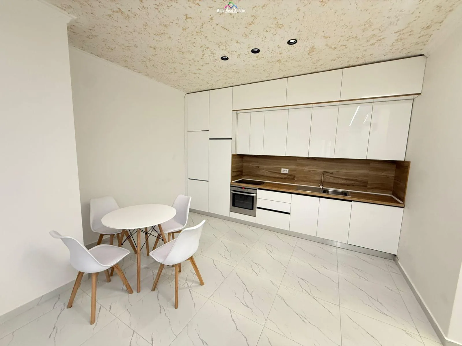Apartament me qera 1+1 tek Zogu i Zi (ID B2101417) Tirane
