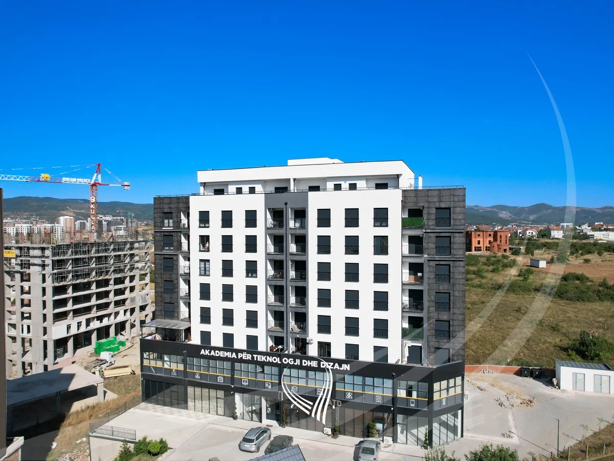 Penthouse me 3 dhoma gjumi në shitje në lagjen Prishtina e Re – afër Albi Mall