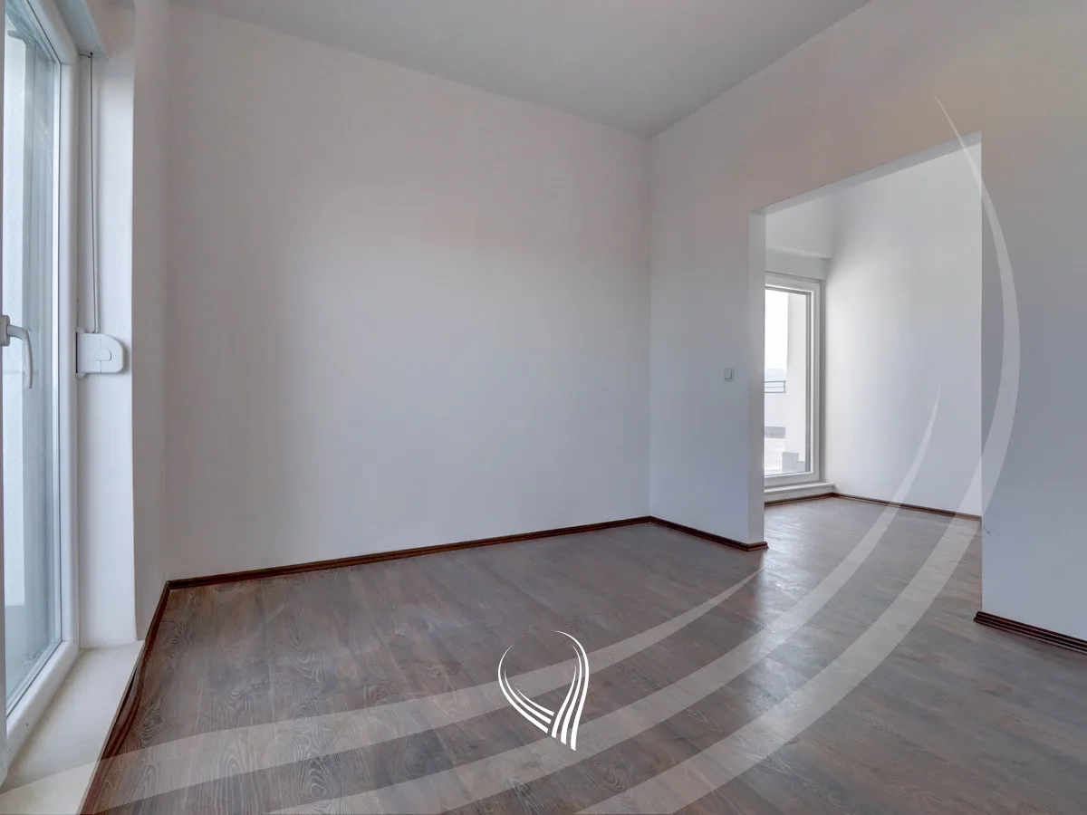 Penthouse me 3 dhoma gjumi në shitje në lagjen Prishtina e Re – afër Albi Mall
