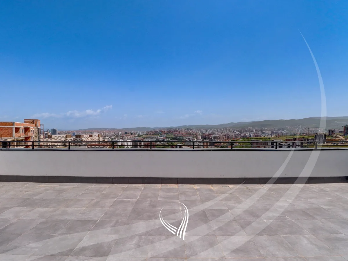 Penthouse me 3 dhoma gjumi në shitje në lagjen Prishtina e Re – afër Albi Mall