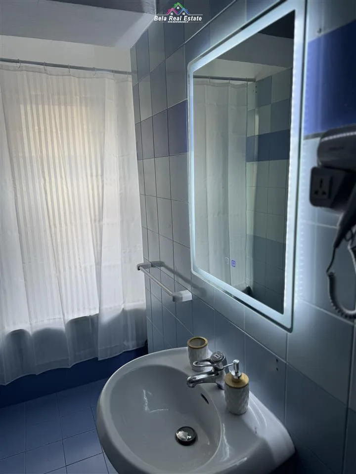 Apartament me qera 1+1 tek Shkolla e Kuqe (ID B211288) Tirane