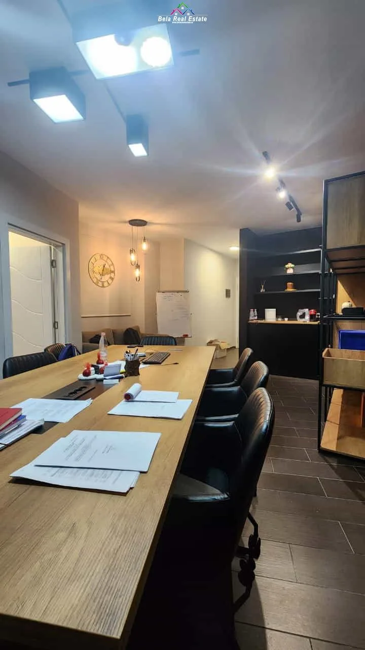 Zyre Me Qera 2+1+2 Tek Rruga E Kosovareve (ID BZ2706) Tirane