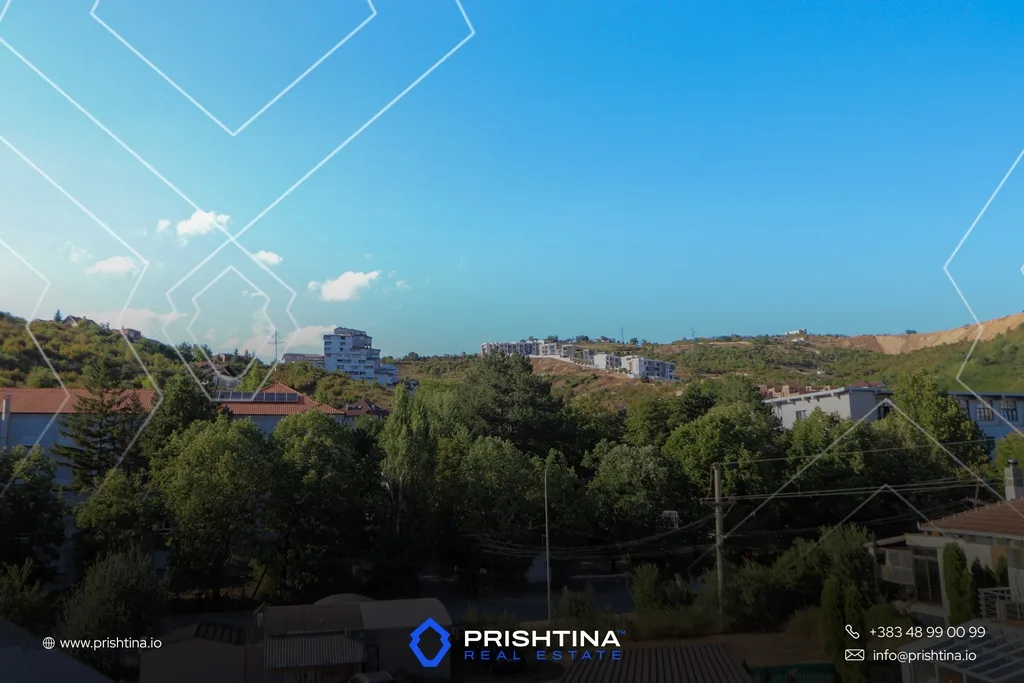 Shtëpi me qira 500m² në Sofali