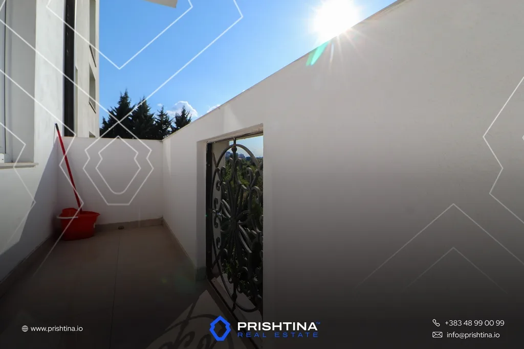 Shtëpi me qira 500m² në Sofali