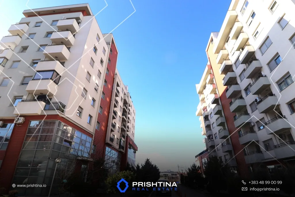 Lokal me qira 60m² në Emshir