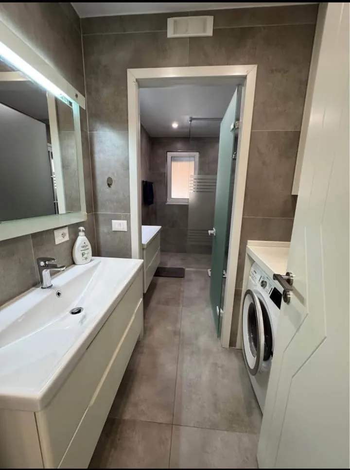 Apartament Me Qera 2+1 ne Bllok (ID B221343) Tirane