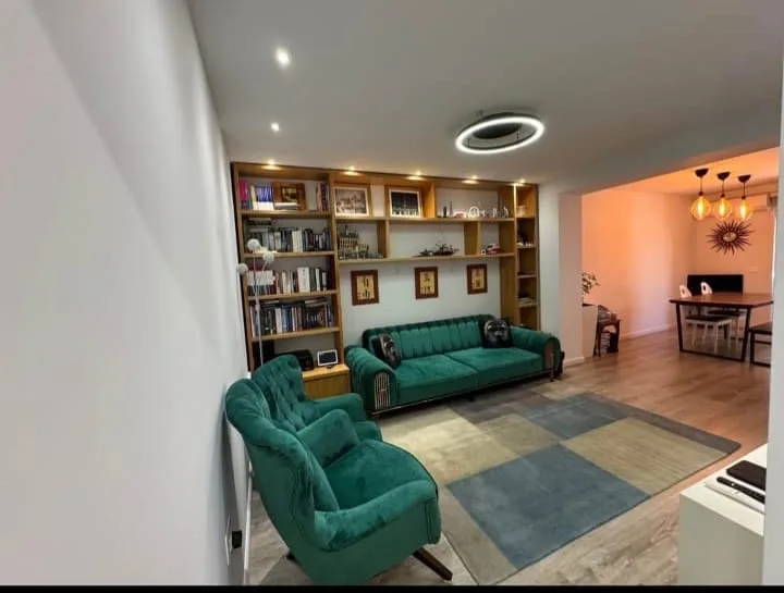 Apartament Me Qera 2+1 ne Bllok (ID B221343) Tirane