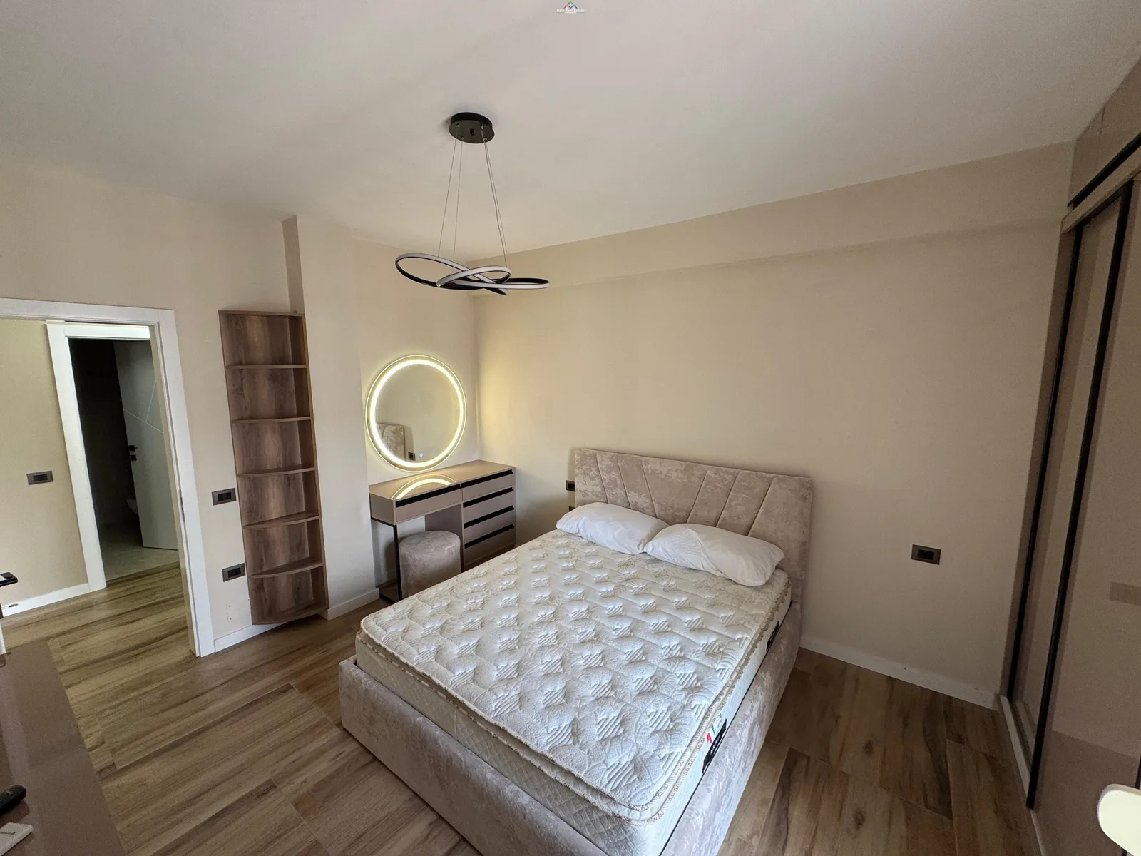 Apartament Me Qera 1+1 Tek Ish-Parku I Autobuzave (ID B2101267) Tirane