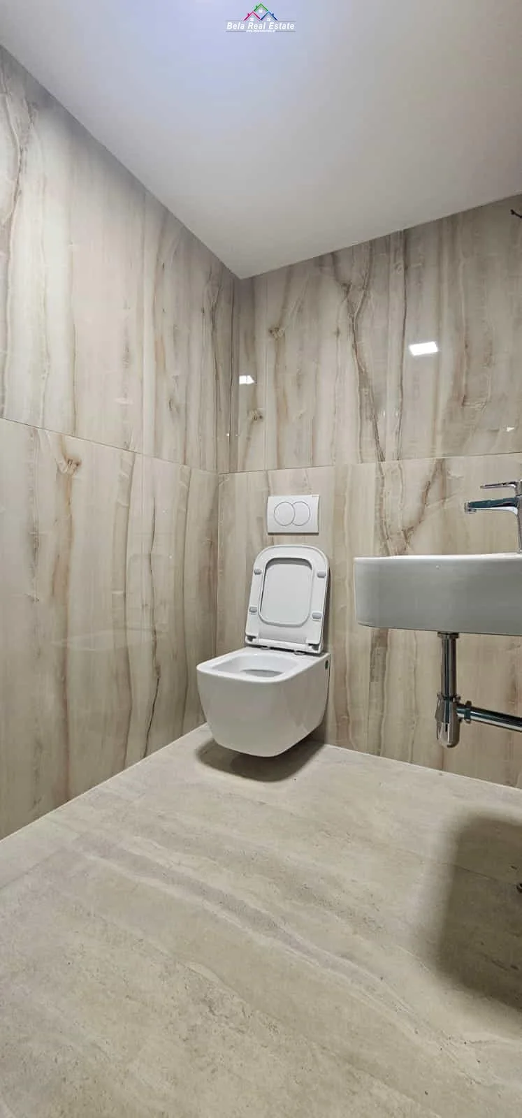Dyqan me qera ne Bllok (ID BD21743) Tirane