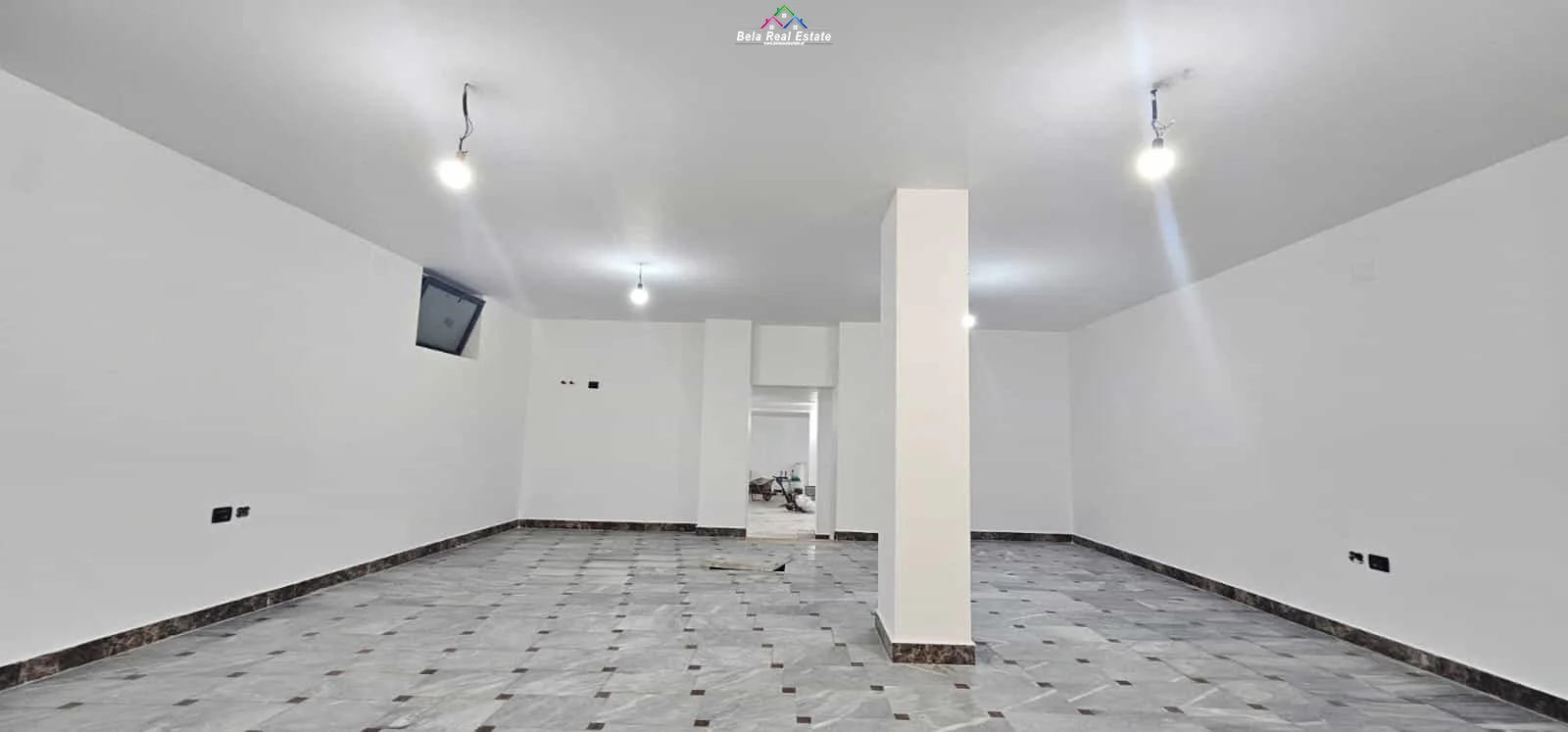 Dyqan me qera ne Bllok (ID BD21743) Tirane