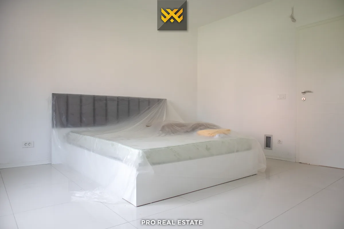 Shtëpi 250m² për #SHITJE në Bardhosh.