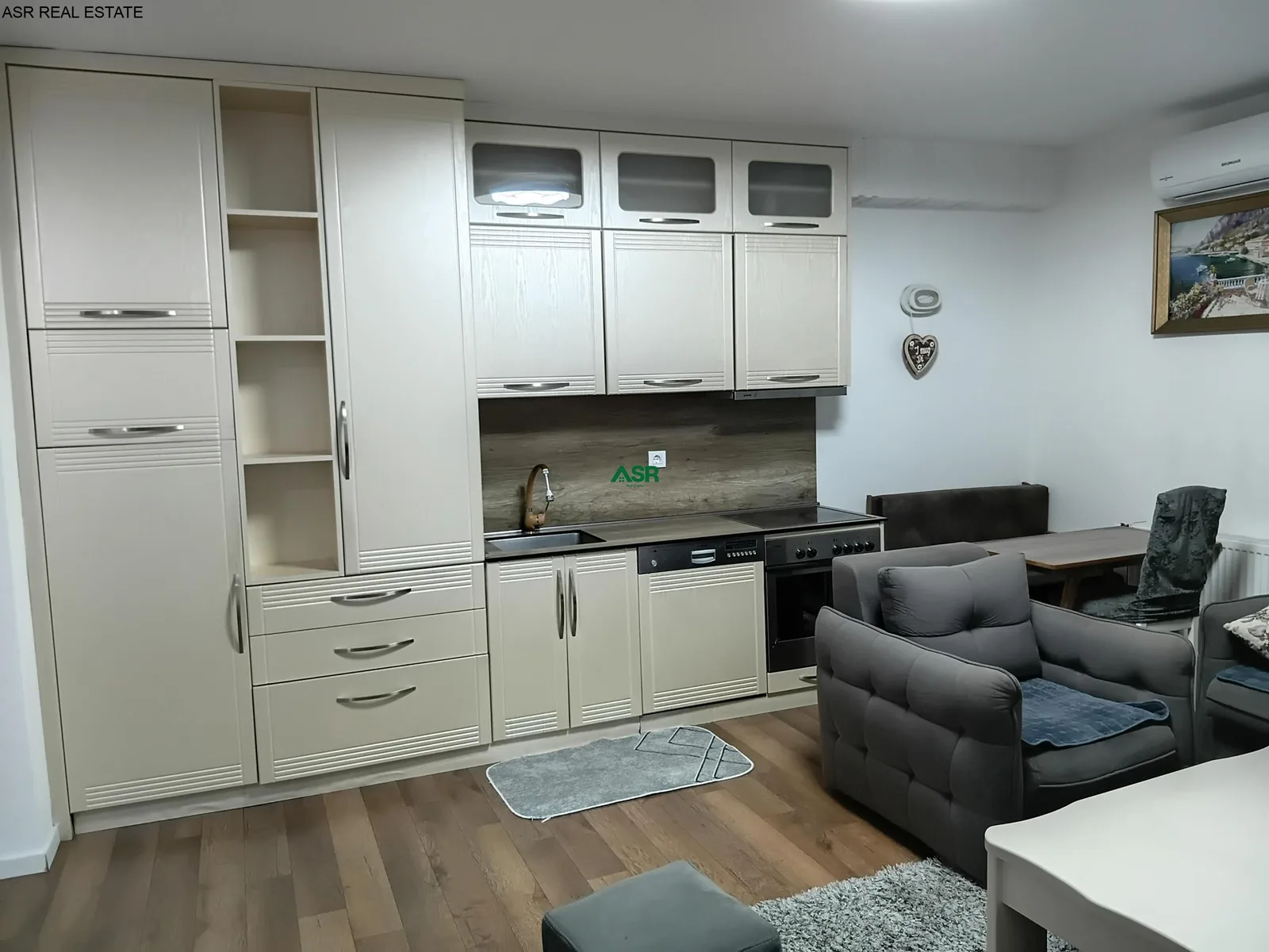 Banese me qira ne lagjen e muhaxhereve