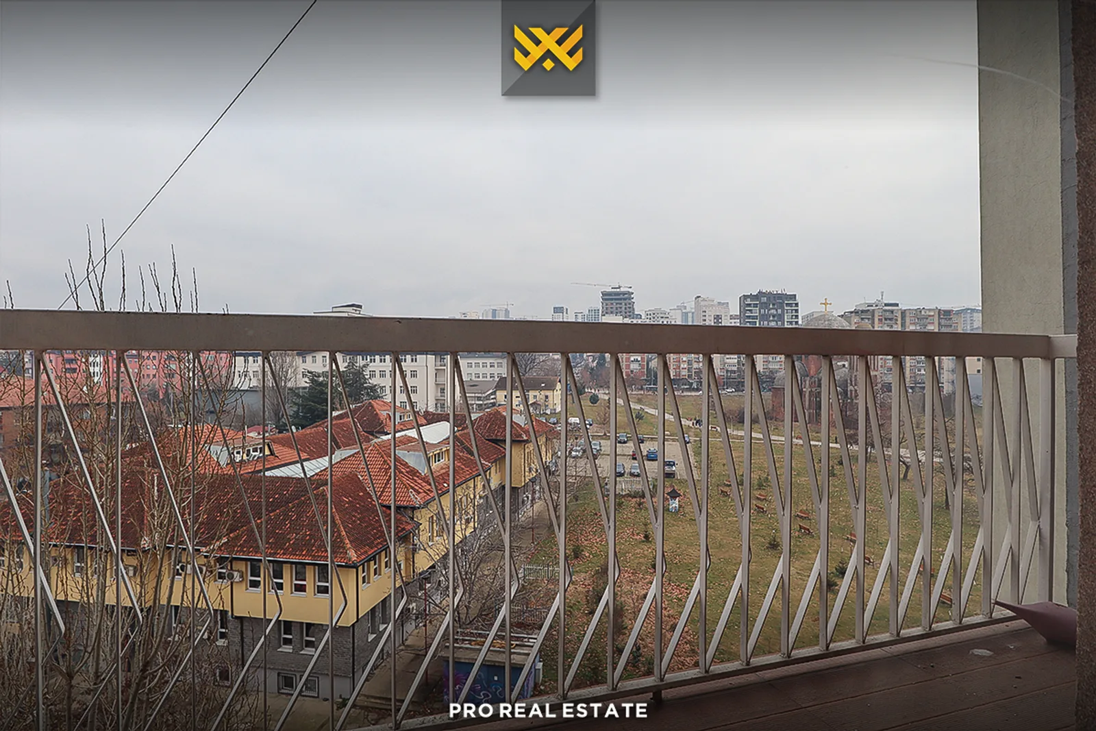 Banesë 130m² me #QIRA në Qendër.