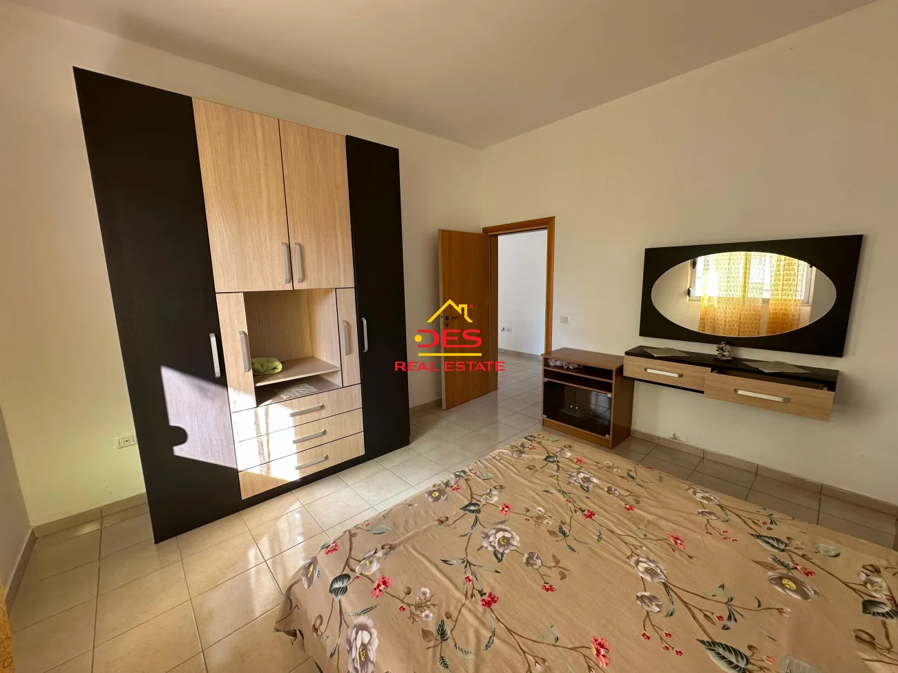 Shitet apartament 1+1 në orikum ,vlorë