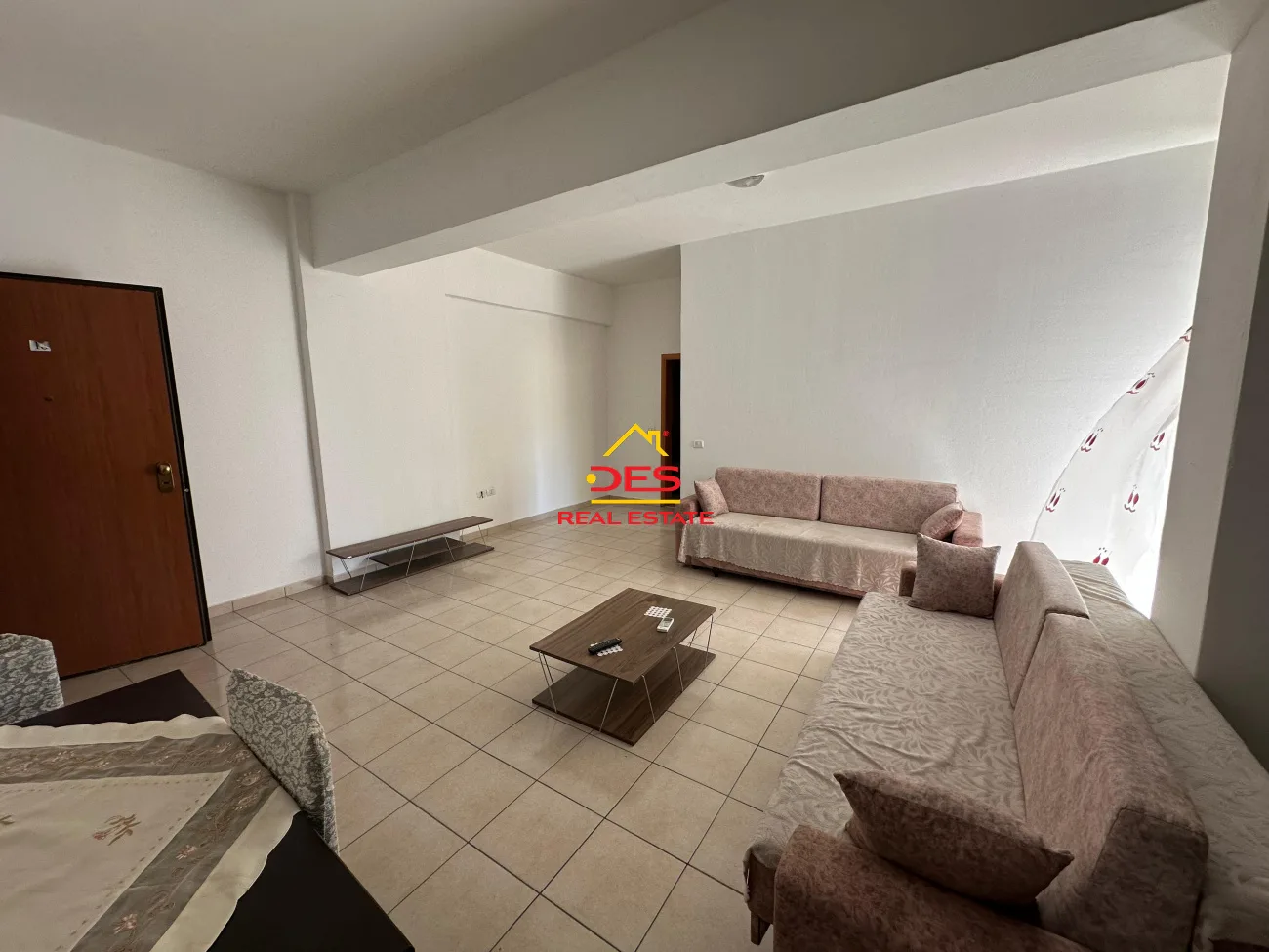 Shitet apartament 1+1 në orikum ,vlorë