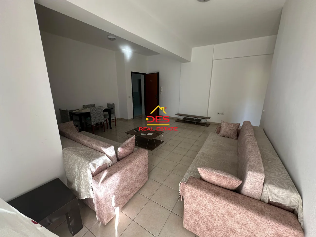 Shitet apartament 1+1 në orikum ,vlorë