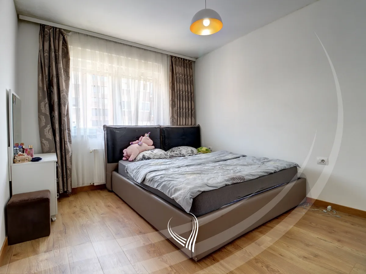 Banesë me 2 dhoma gjumi në shitje në lagjen e Muhaxherëve