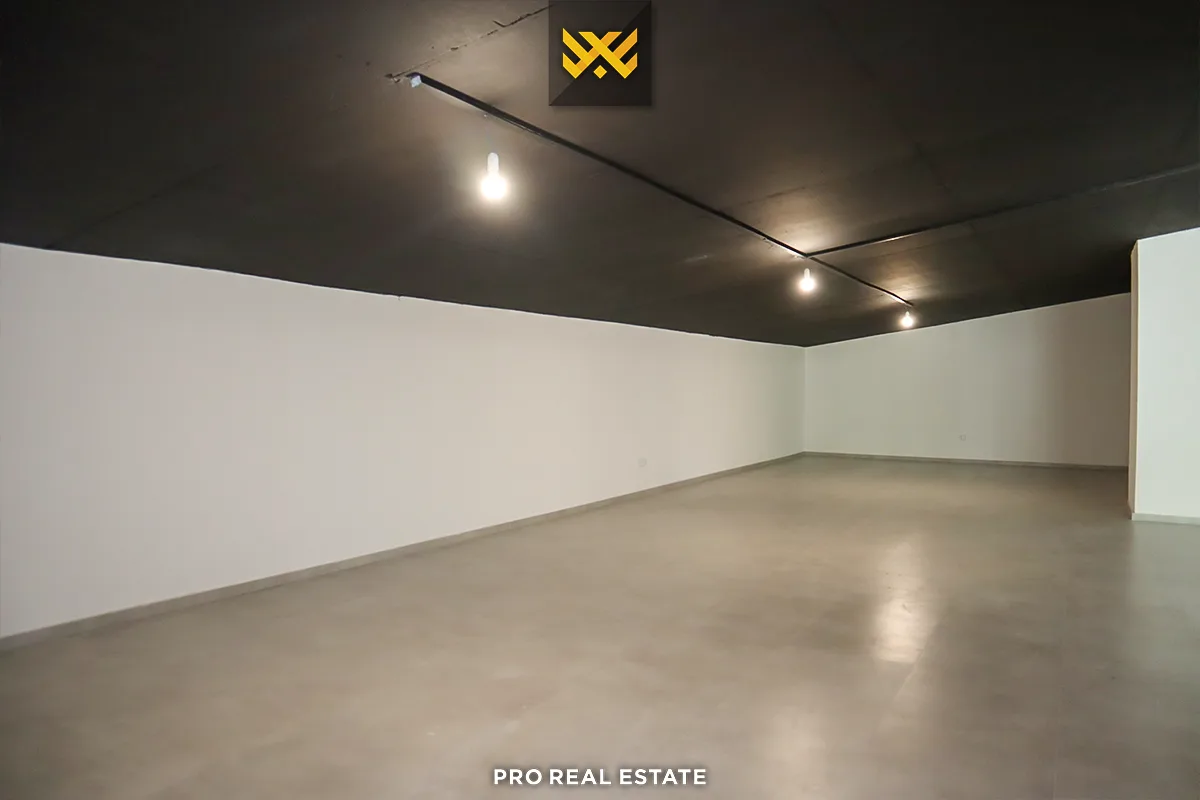 Lokal 211m² për #SHITJE te Prishtina e Re