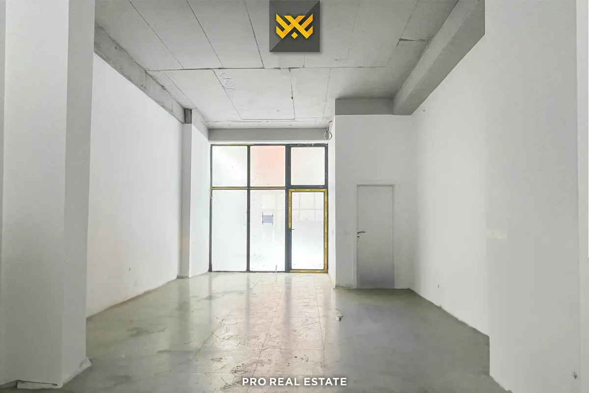 Lokal 70m² me #QIRA në Bregun e Diellit