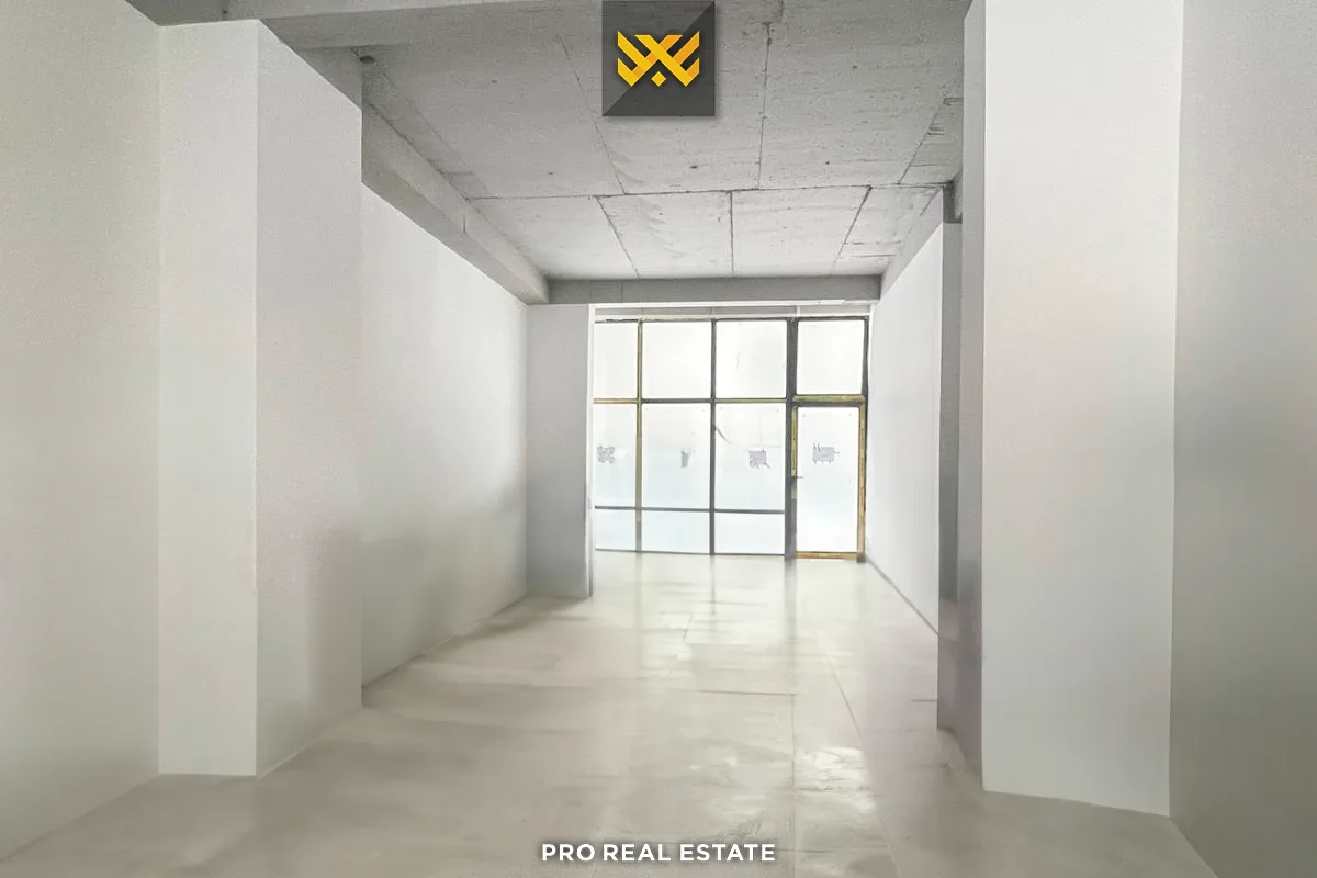 Lokal 70m² me #QIRA në Bregun e Diellit