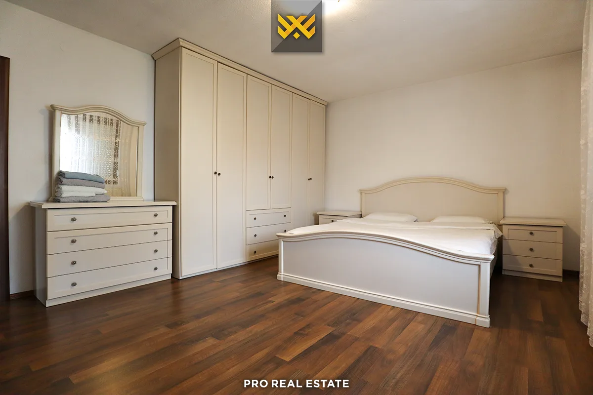 Shtëpi 250m² me #QIRA në Hajvali