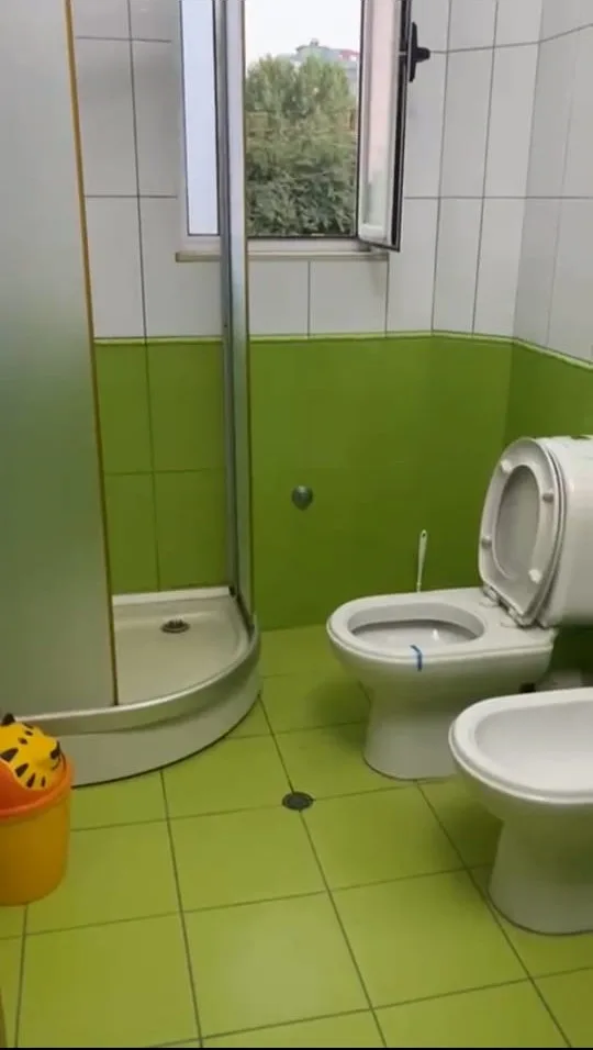Vile Me Qera 3+1 tek Rruga e Kavajes (ID BV22446) Tirane.