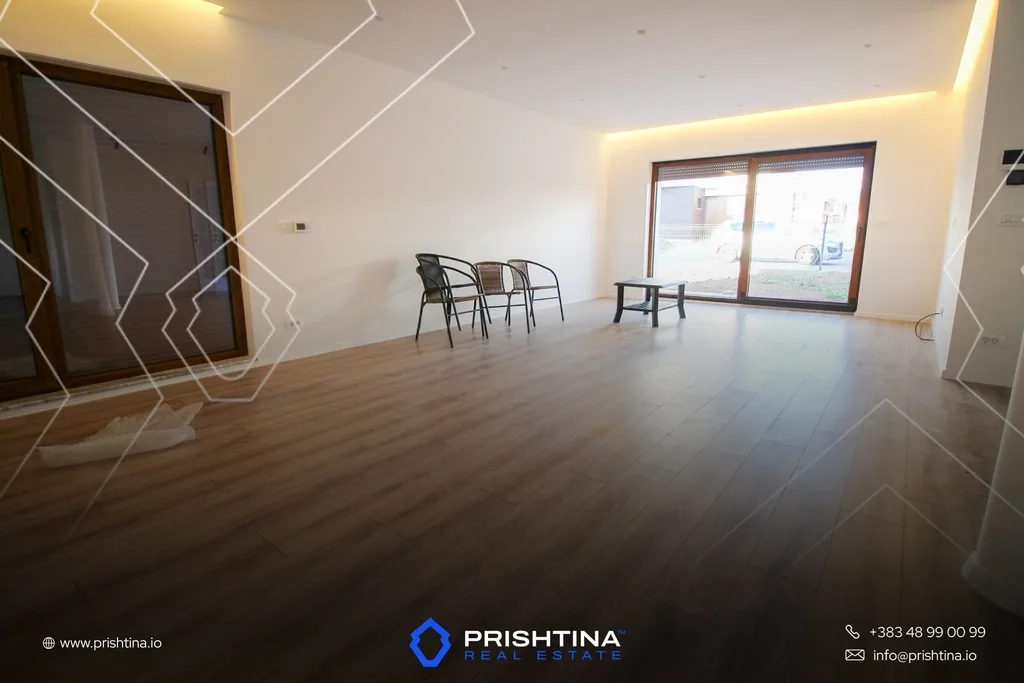 Shtëpi në #shitje 300m² te Bërnica e Poshtme