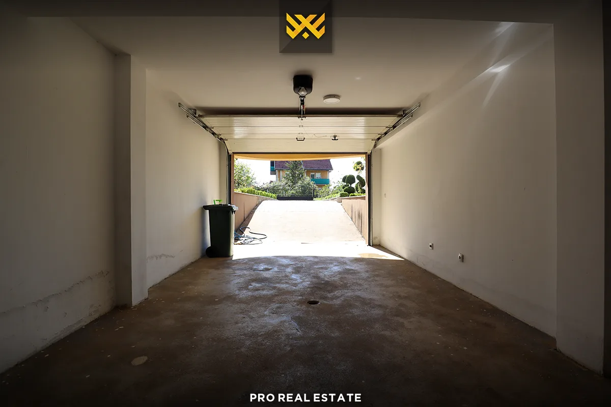 Shtëpi 400m² me #QIRA në Rrugën C