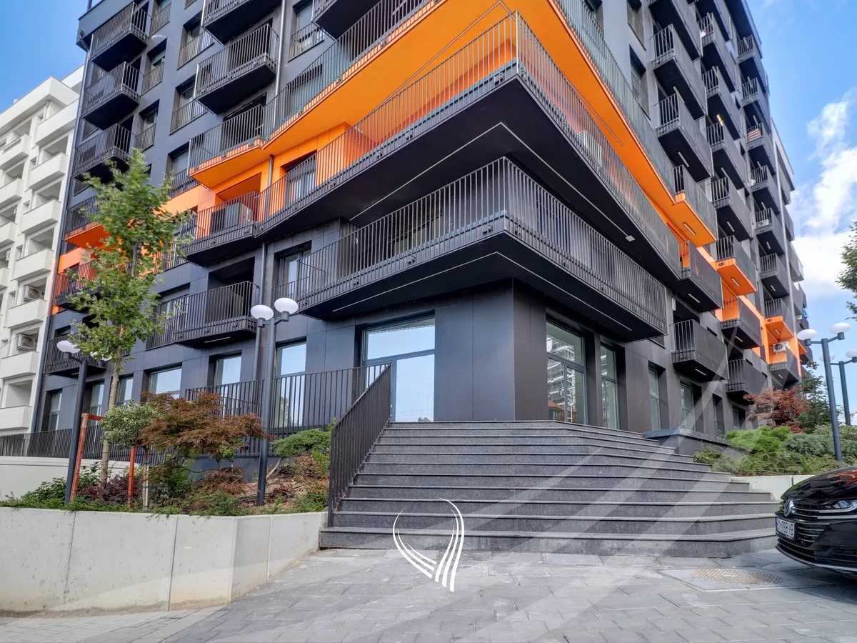 Lokal 550m2 me qira në lagjen Aktash – Kompleksi “Mileniumi”