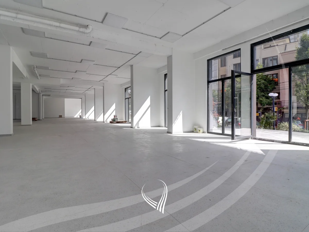 Lokal 550m2 me qira në lagjen Aktash – Kompleksi “Mileniumi”