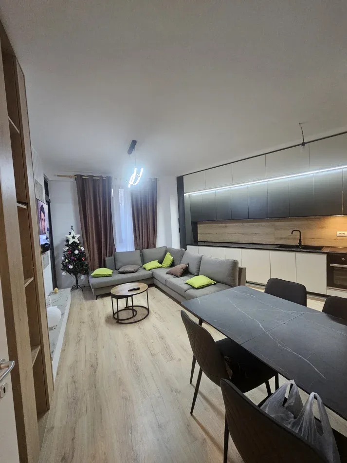 Apartament Me Qera 2+1 Tek Kopshti Zoologjik (ID B2201863) Tirane