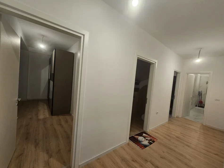 Apartament Me Qera 2+1 Tek Kopshti Zoologjik (ID B2201863) Tirane