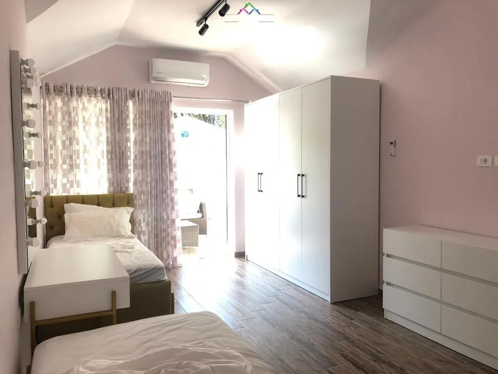 Vile Ne Shitje Ne Qerret 3+1 ( ID BV0102) Durres