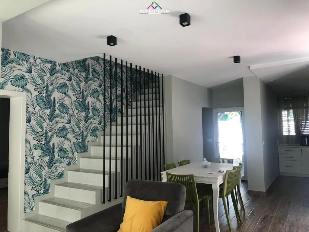 Vile Ne Shitje Ne Qerret 3+1 ( ID BV0102) Durres