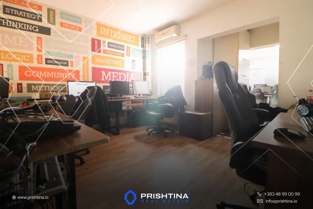 Banesë në #shitje 205m² në Parkun e Qytetit