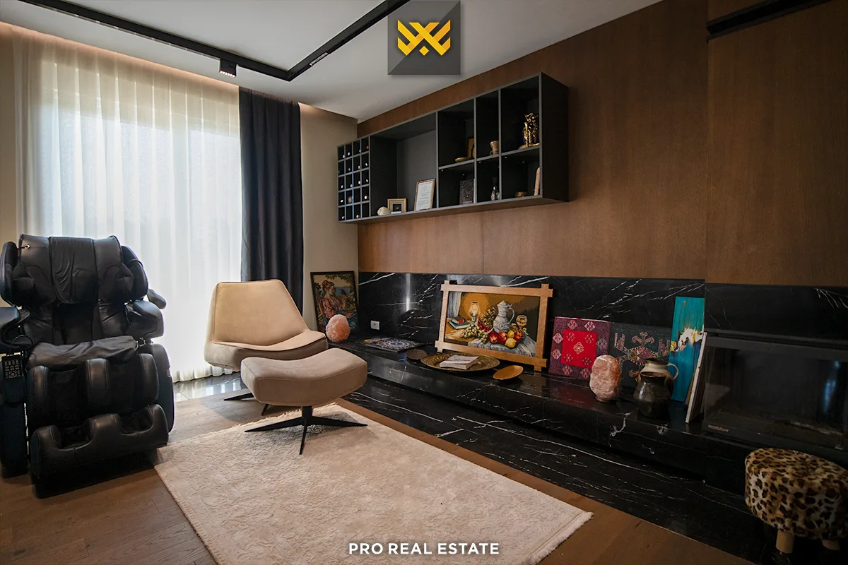 Shtëpi 237m² për #SHITJE në Lagjen Hana