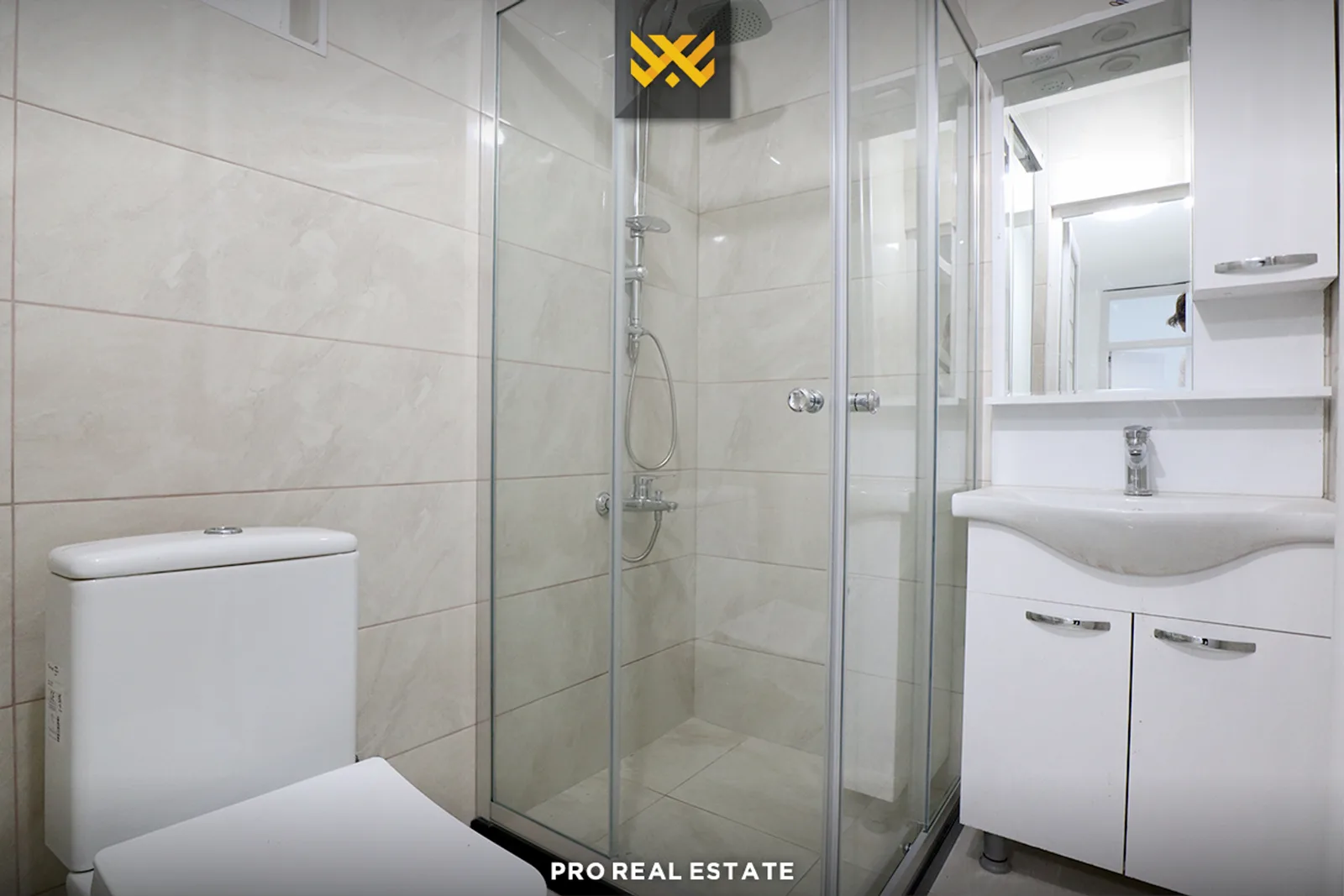 Banesë – Zyre 58m² me #QIRA në Dardani.