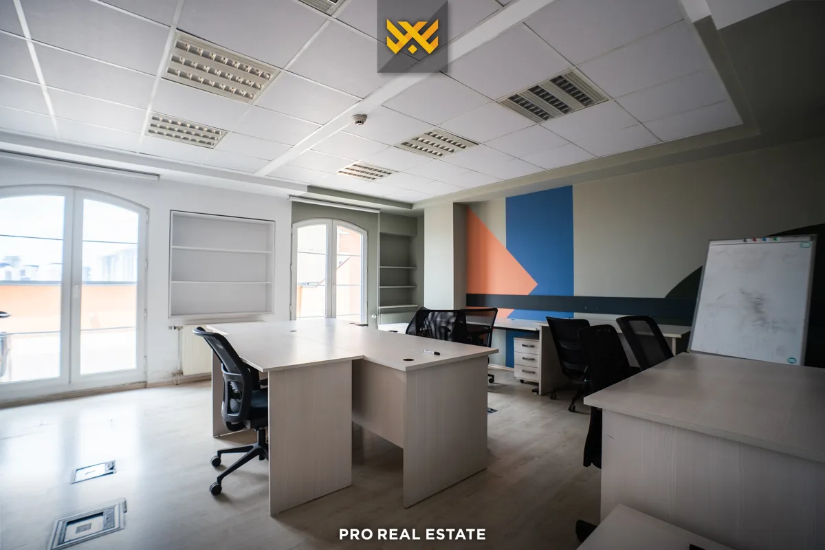 Objekt 2900m² me #QIRA në Aktash